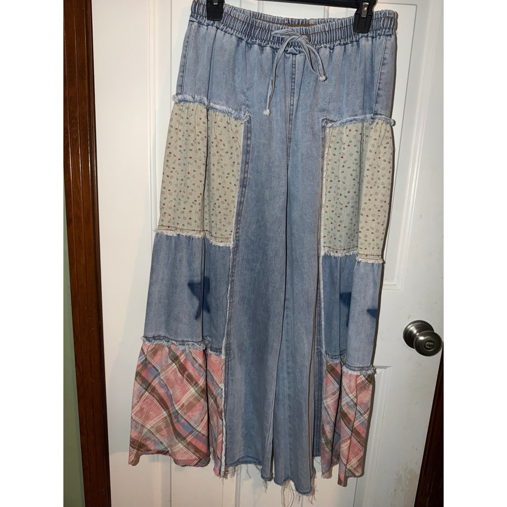 POL Clothing Patchwork Denim Wide Leg culotte  Star Floral Plaid Light Wash MED